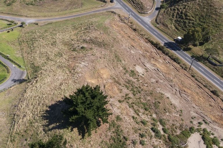 Photo of property in 185 Peka Peka Road, Peka Peka, Waikanae, 5391