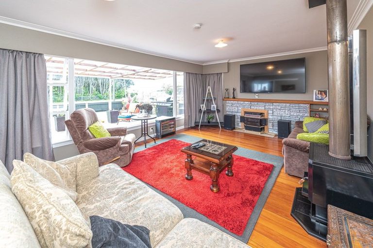 Photo of property in 25 Fookes Street, Waverley, 4510