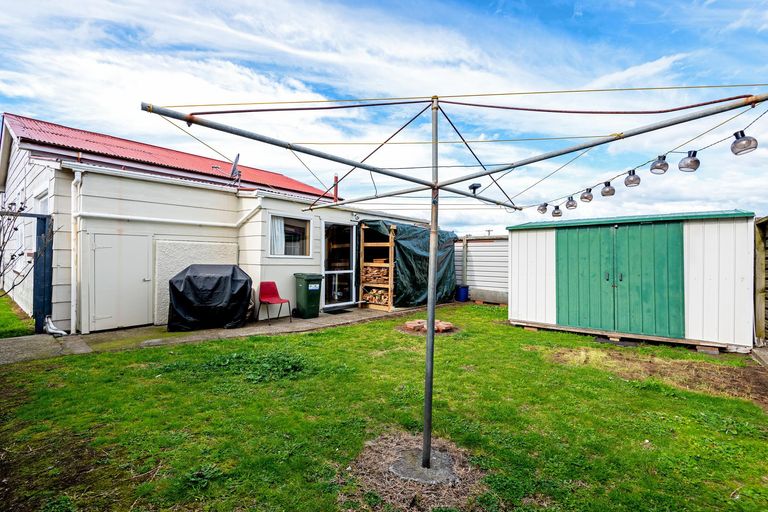 Photo of property in 35 Hatrick Street West, Whanganui, 4500