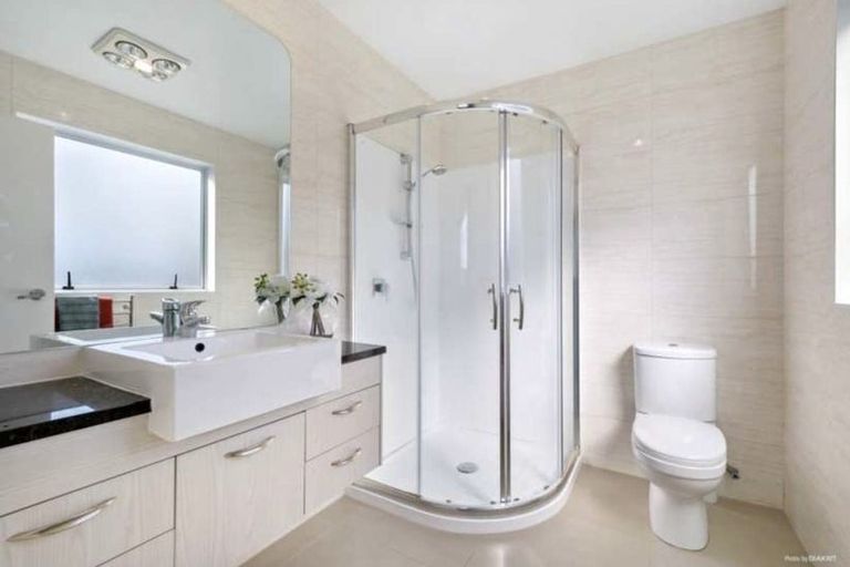 Photo of property in 40b Schnapper Rock Road, Schnapper Rock, Auckland, 0632