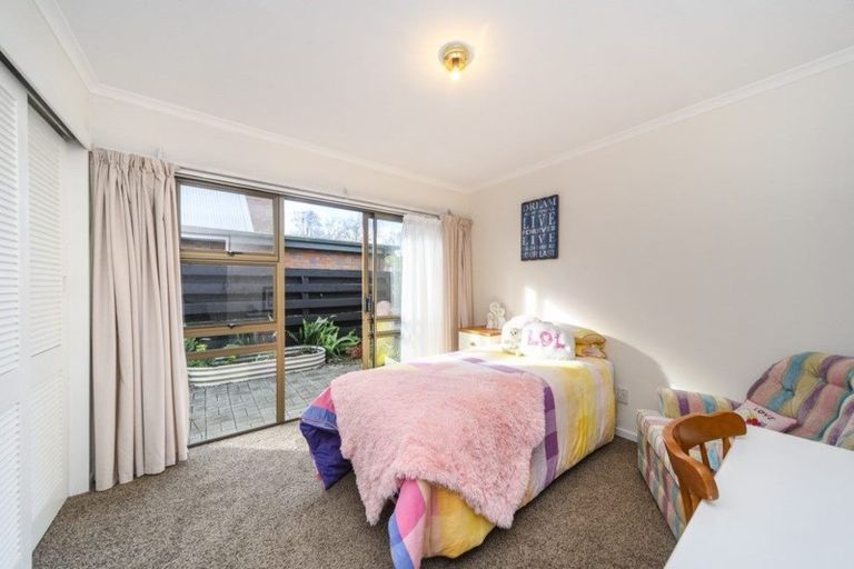 Photo of property in 33 Aintree Crescent, Awapuni, Palmerston North, 4412