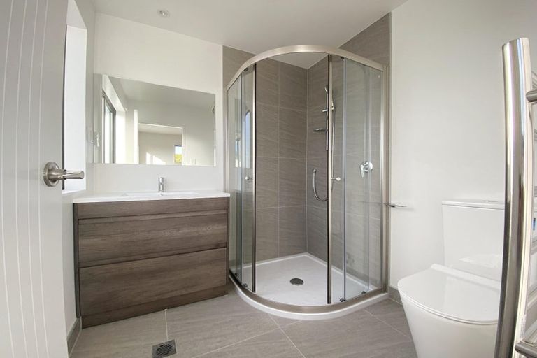 Photo of property in 9/49 Sunnyside Road, Sunnyvale, Auckland, 0612