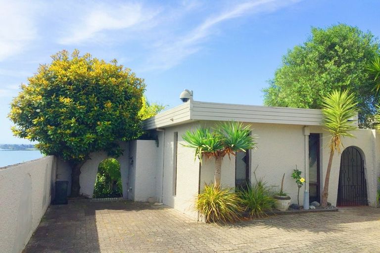 Photo of property in 52 Corinna Street, Welcome Bay, Tauranga, 3112