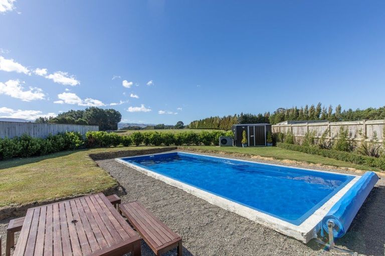 Photo of property in 20 Smith Street, Dannevirke, 4930
