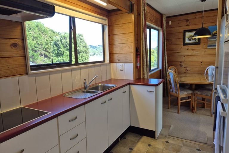 Photo of property in 12 Papakowhai Road, Papakowhai, Porirua, 5024