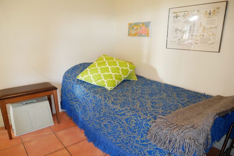 Photo of property in 31 Timaru Road, Waimate, 7924