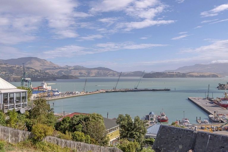 Photo of property in 51 Reserve Terrace, Lyttelton, 8082