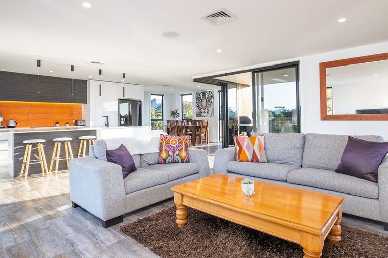 Photo of property in 18 Roger Renall Avenue, Lansdowne, Masterton, 5810