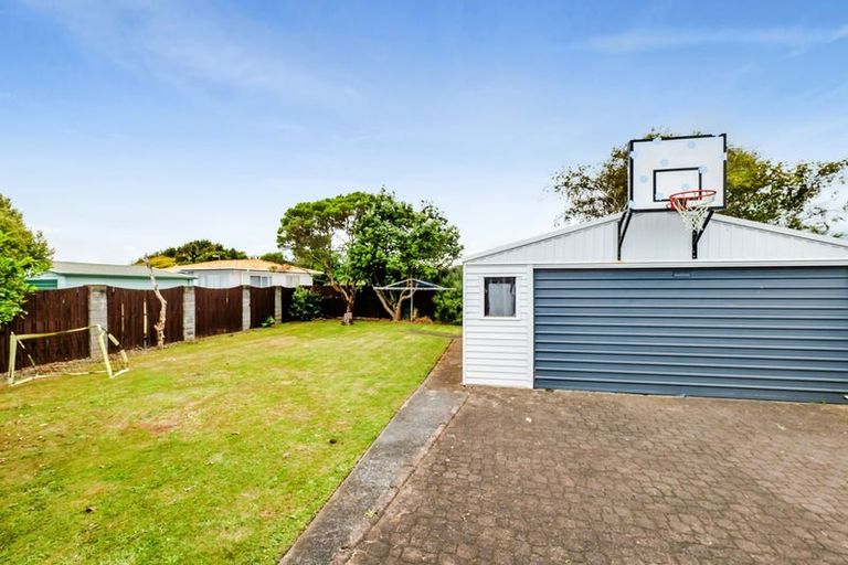 Photo of property in 11 Manuka Place, Hawera, 4610