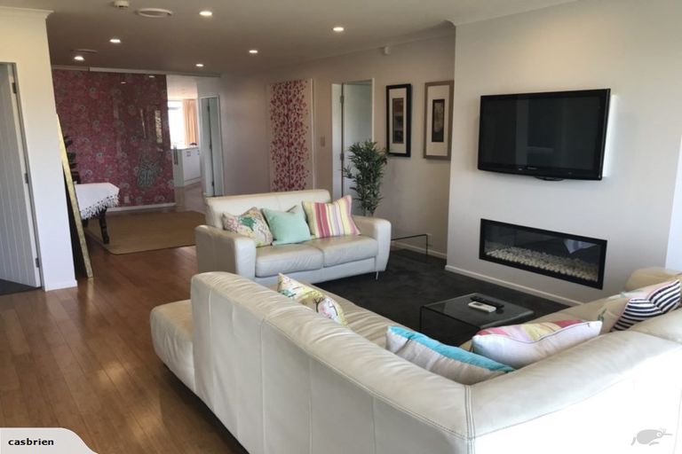 Photo of property in 44 Marine Parade, Otaki Beach, Otaki, 5512