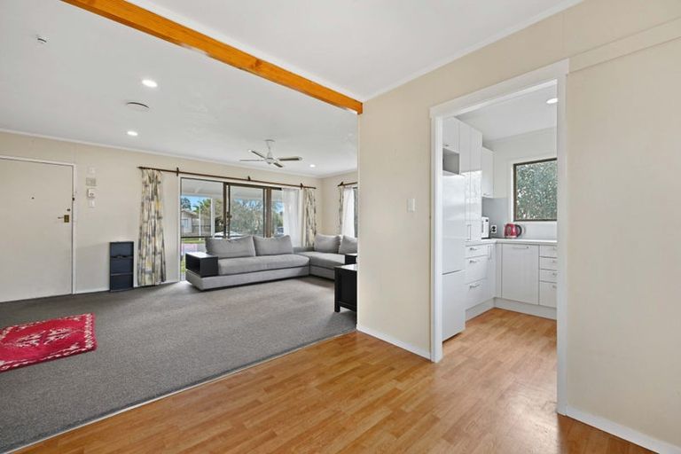 Photo of property in 9 Olive Place, Nawton, Hamilton, 3200