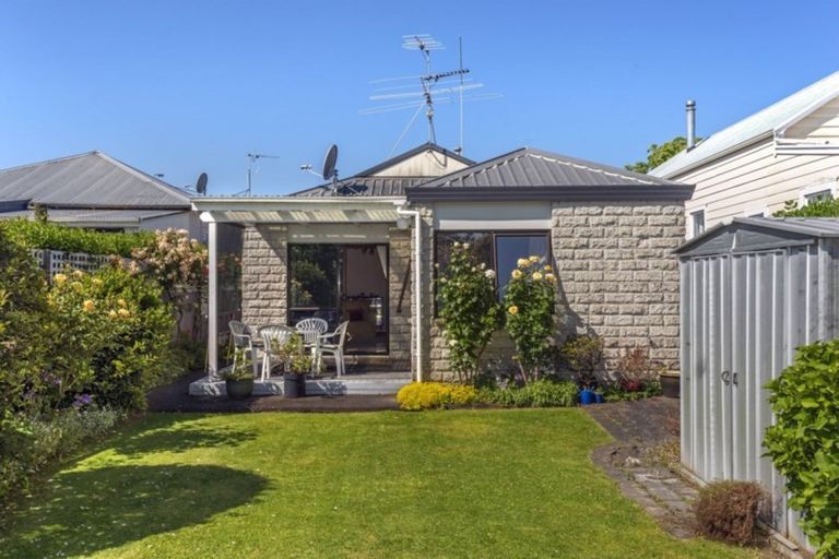 Photo of property in 102 Ormond Road, Whataupoko, Gisborne, 4010