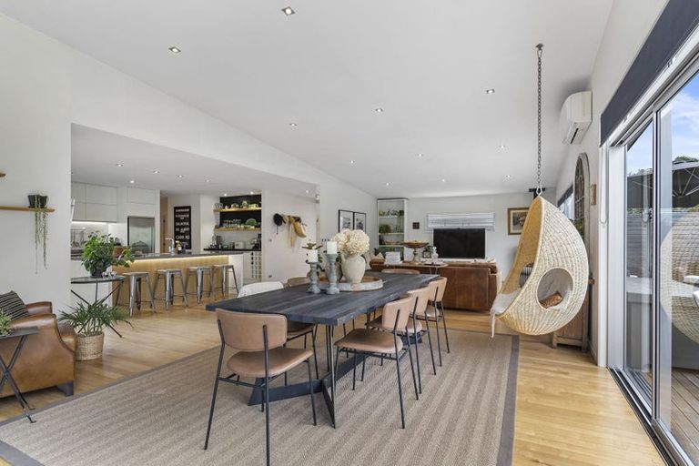 Photo of property in 204 Achilles Avenue, Whangamata, 3620