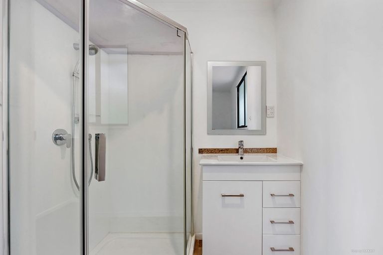 Photo of property in 27 Everard Avenue, Army Bay, Whangaparaoa, 0930