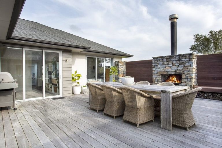 Photo of property in 143c Tuparekura Road, South Head, Helensville, 0874