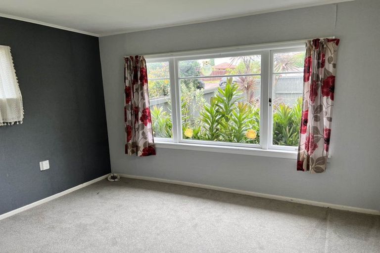 Photo of property in 1/57 Nikau Street, New Lynn, Auckland, 0600