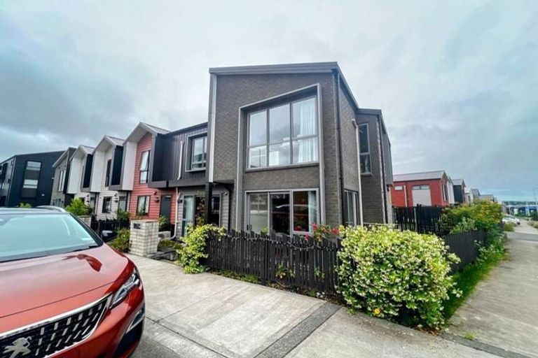Photo of property in 12 Te Rito Road, Hobsonville, Auckland, 0616