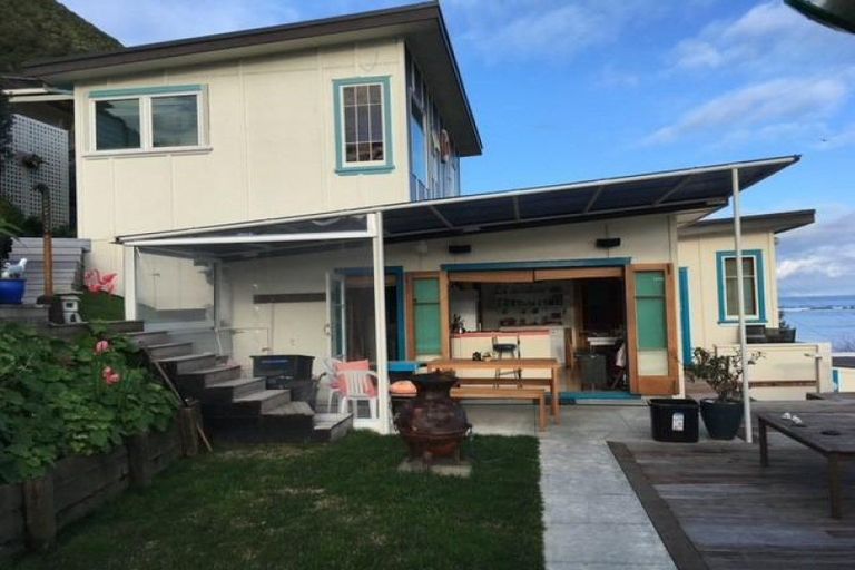 Photo of property in 53 Makorori Beach Road, Makorori, Gisborne, 4073