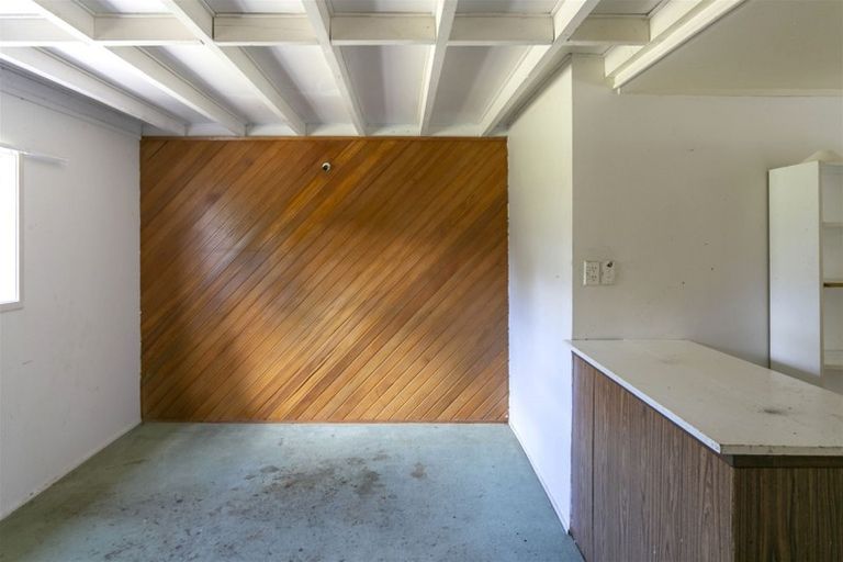 Photo of property in 60 Matuku Street, Two Mile Bay, Taupo, 3330