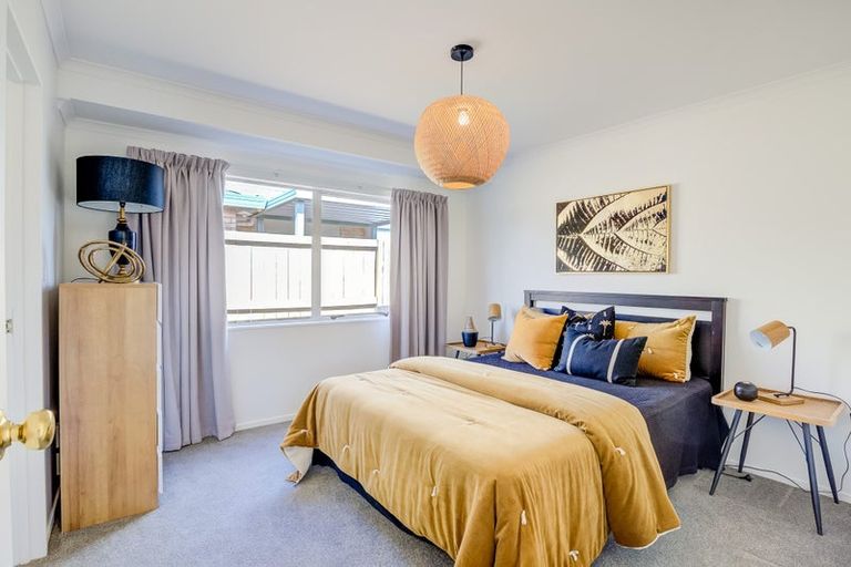 Photo of property in 35 Northmeadow Drive, Rototuna, Hamilton, 3210