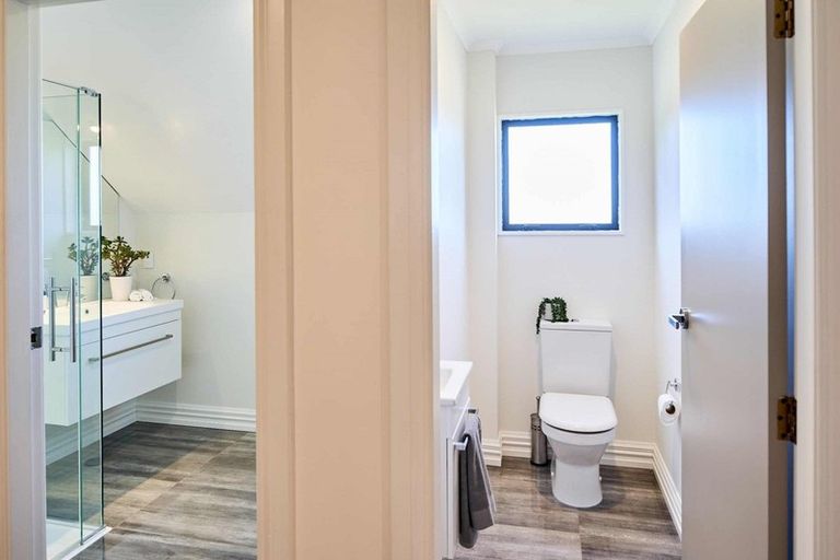 Photo of property in 7 Ridvan Grove, Ngaio, Wellington, 6035