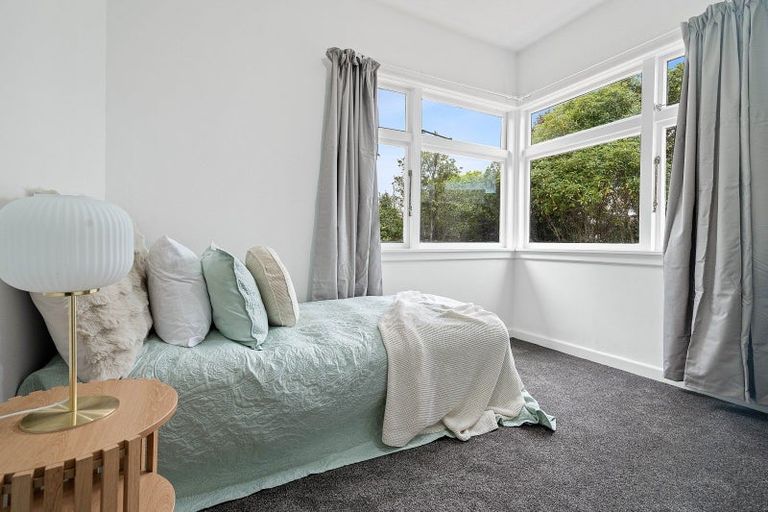 Photo of property in 267 Centaurus Road, Saint Martins, Christchurch, 8022