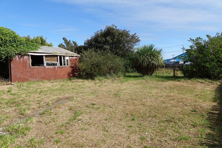 Photo of property in 246d Marine Parade, Bluff, 9814