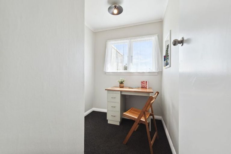 Photo of property in 299b Carrington Street, Vogeltown, New Plymouth, 4310