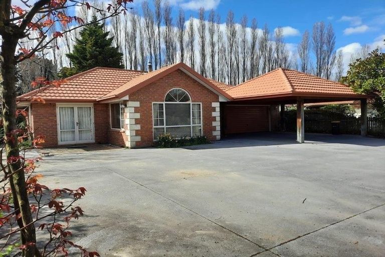 Photo of property in 20 Rickton Place, Rangiora, 7400