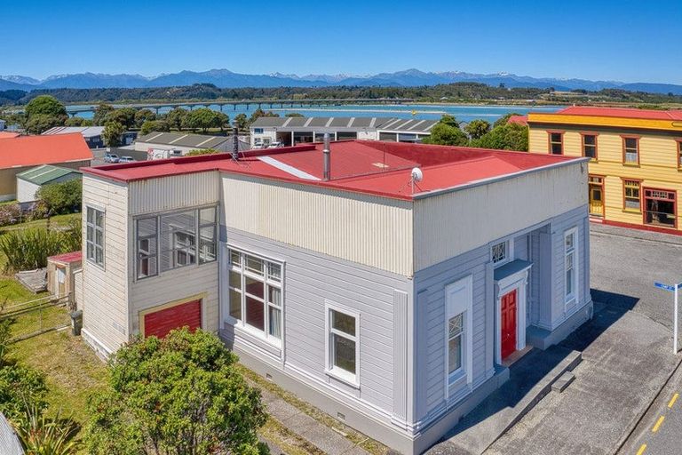 Photo of property in 36 Revell Street, Hokitika, 7810