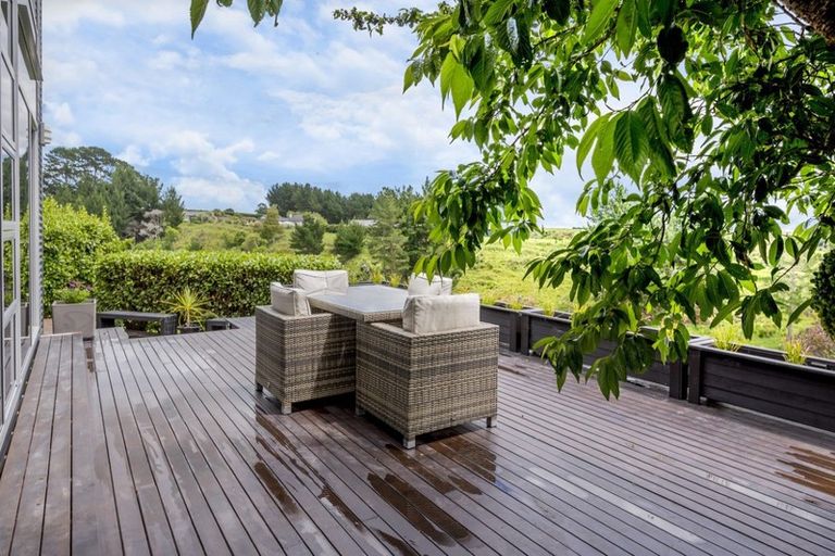 Photo of property in 32 Oakland Lane, Shannon, Palmerston North, 4474