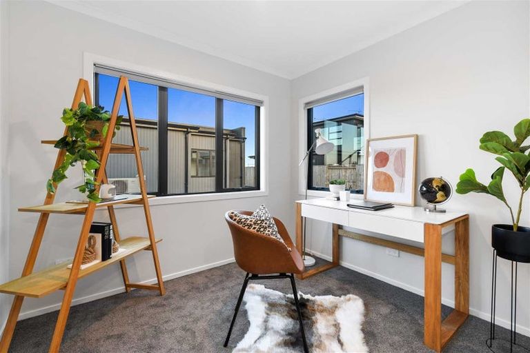 Photo of property in 1/40 Rose Berry Crescent, Flagstaff, Hamilton, 3210