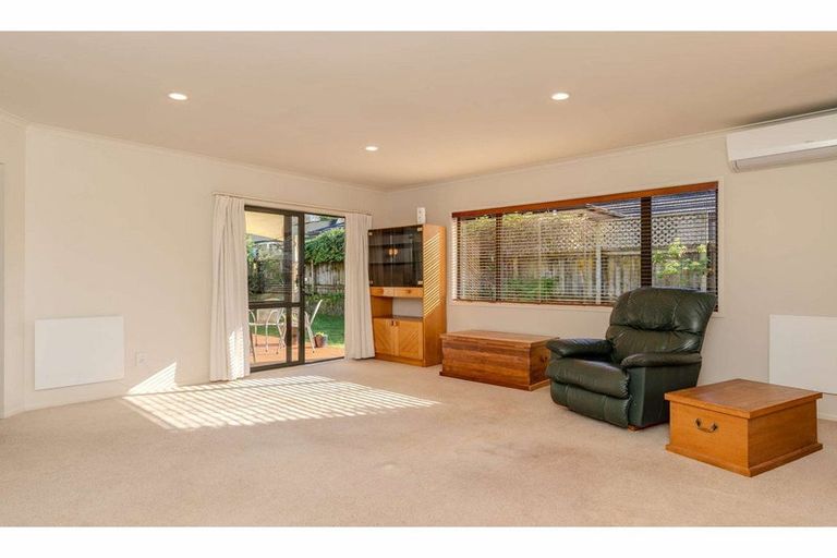 Photo of property in 21a Oakridge Drive, Kerikeri, 0230