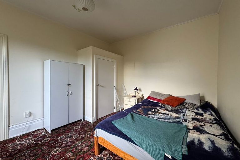 Photo of property in 4 Levy Street, Mount Victoria, Wellington, 6011