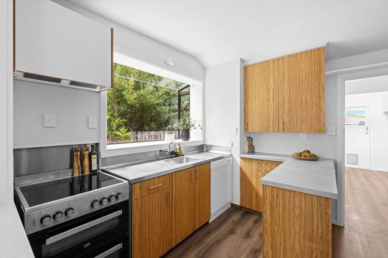 Photo of property in 55a Aorangi Road, Bryndwr, Christchurch, 8053