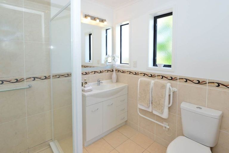 Photo of property in 12 Keepers Drive, Gulf Harbour, Whangaparaoa, 0930