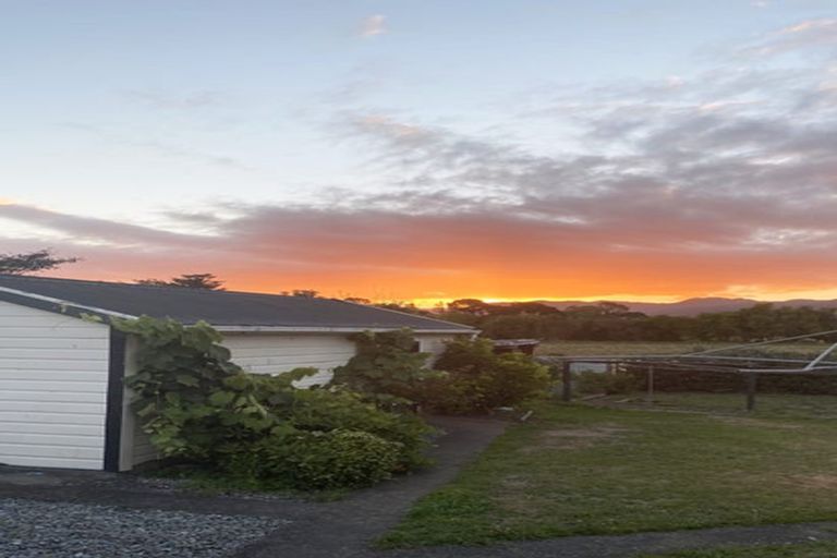 Photo of property in 4 South Featherston Road, South Featherston, Featherston, 5771