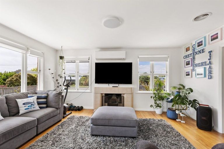 Photo of property in 20 Cook Street, Carters Beach, Westport, 7825