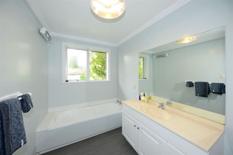 Photo of property in 14 Ranui Crescent, Diamond Harbour, Lyttelton, 8971