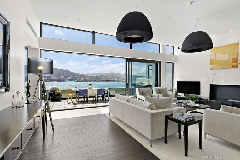 Photo of property in 5/150 Oriental Parade, Oriental Bay, Wellington, 6011