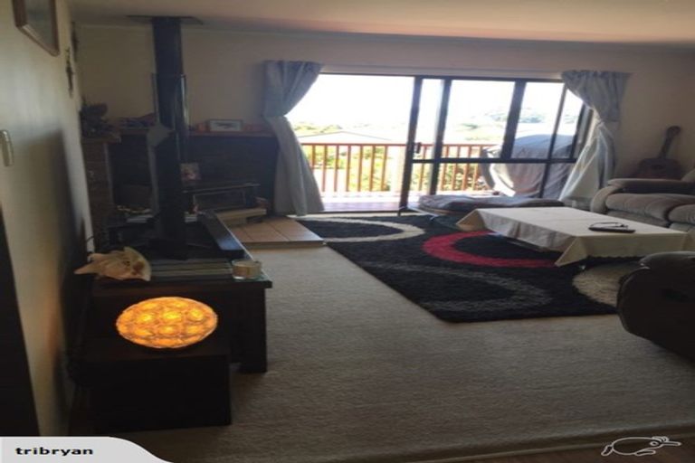 Photo of property in 14 Ngatira Place, Snells Beach, 0920