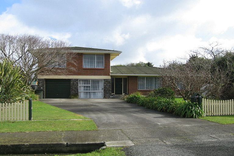 Photo of property in 2 Drake Street, Feilding, 4702