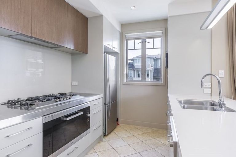 Photo of property in 20 Little Compton Mews, Snells Beach, 0920