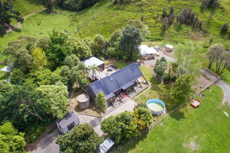 Photo of property in 275 Pohangina Road, Ashhurst, 4884