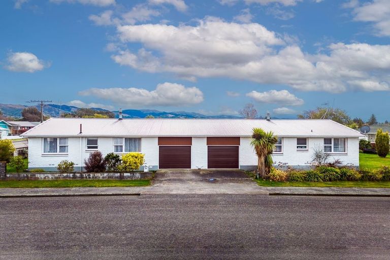 Photo of property in 14 Opie Street, Waimate, 7924