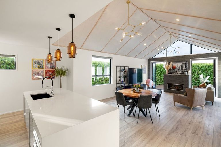 Photo of property in 70 Magellan Rise, Flagstaff, Hamilton, 3210