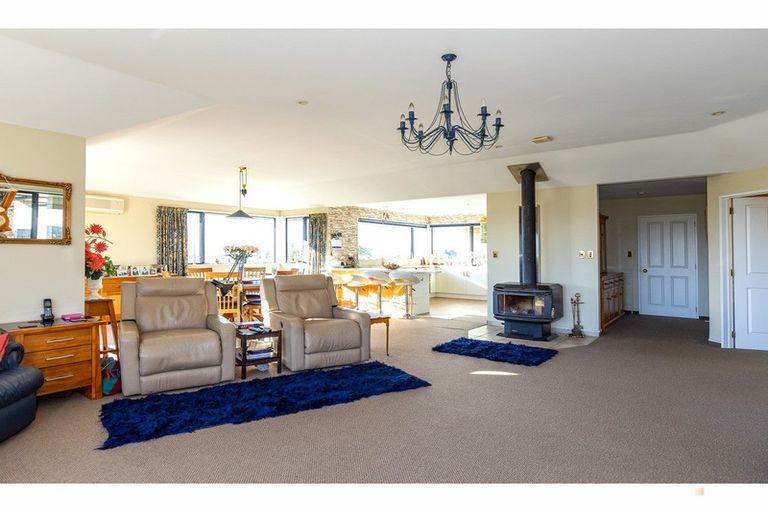 Photo of property in 108 Spur Road, Hadlow, Timaru, 7975