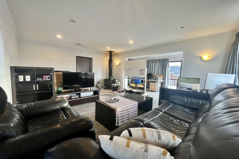 Photo of property in 31 Jandell Crescent, Bucklands Beach, Auckland, 2014