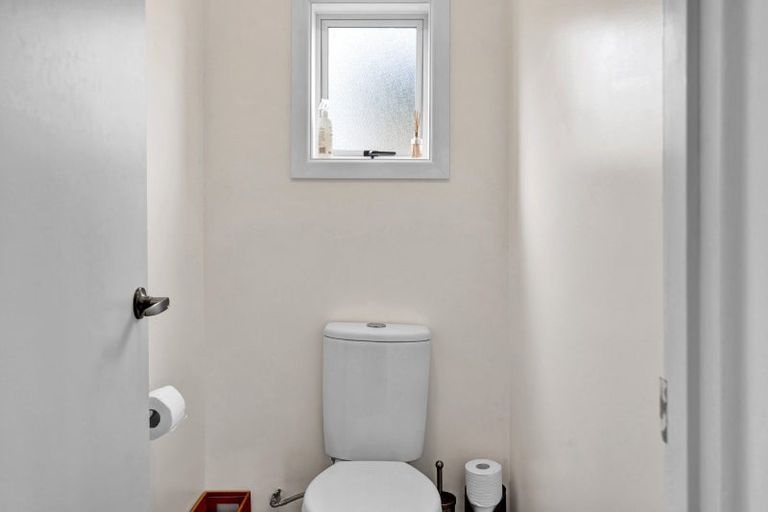 Photo of property in 282 Warea Road, Warea, New Plymouth, 4381