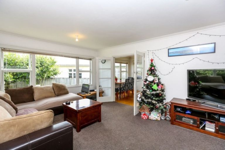 Photo of property in 56a Woodleigh Street, Frankleigh Park, New Plymouth, 4310